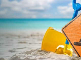 Ouvert pendant les vacances de la construction